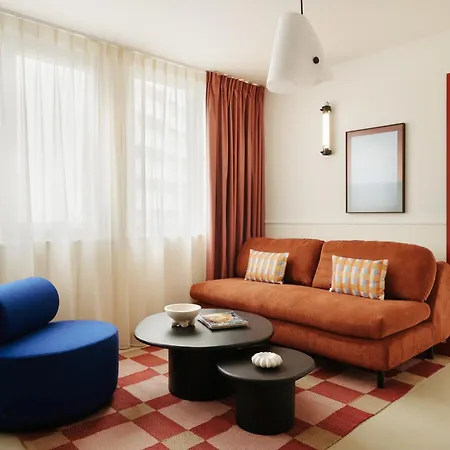 Edgar Apartahotel 4*