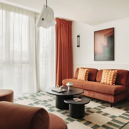 Edgar 4* Montrouge