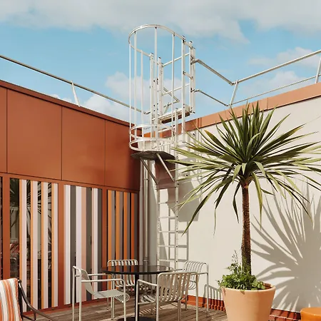 Apartahotel Edgar 4*